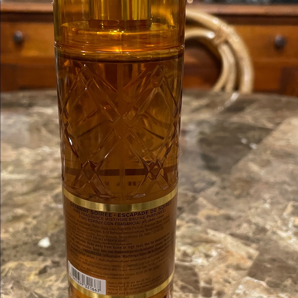 Bath and Bodyworks Getaway Soirée Body Spray ( Discontinued) - Picture 3 of 4